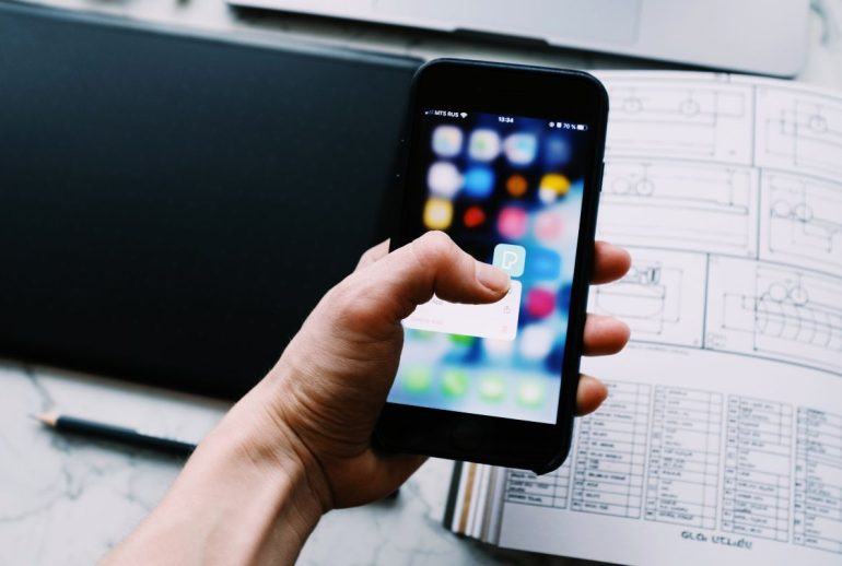 Meta veut accéder à vos photos privées